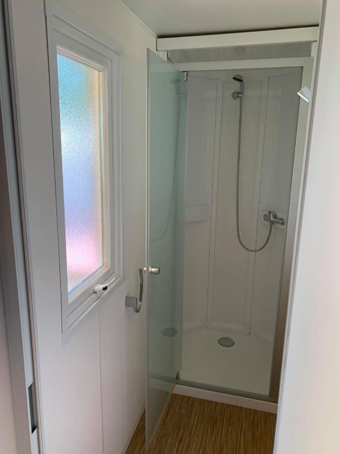 Mobilehome 8 Personnes Avec Clim Situe Aux Sables Du Midi Valras-Plage Bagian luar foto